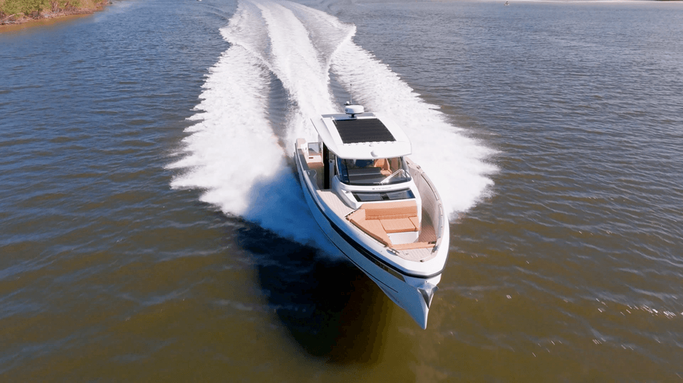 saxdor 400 gts running on water