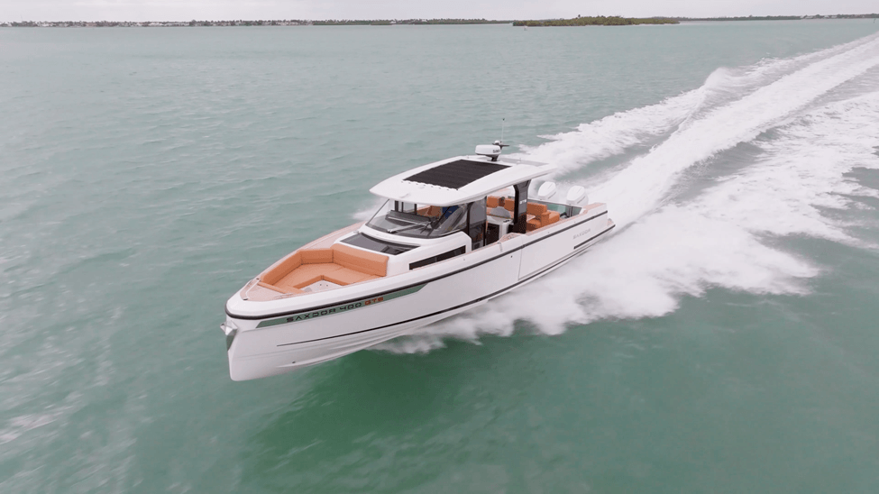 saxdor 400 gts running on water