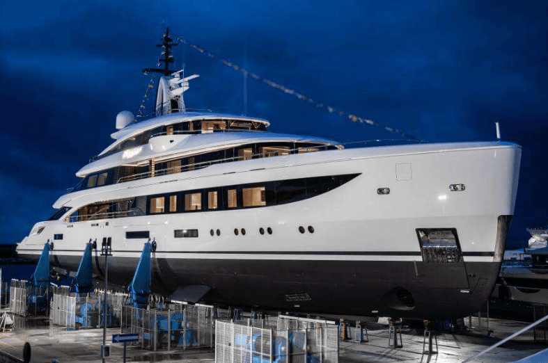 Benetti launches MY Dagger