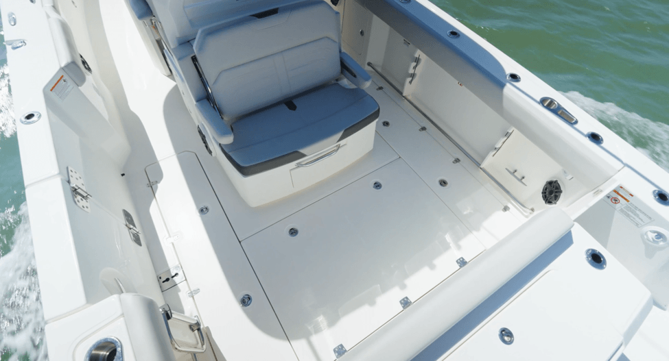 deck and helm space