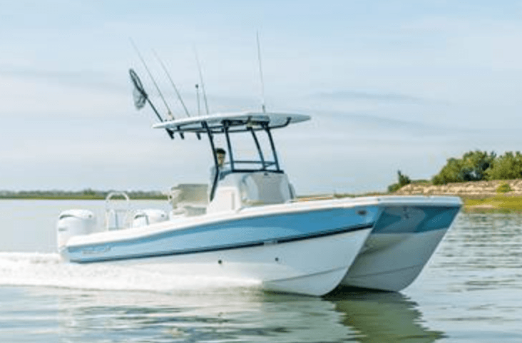World Cat 235HB Hybrid running on water