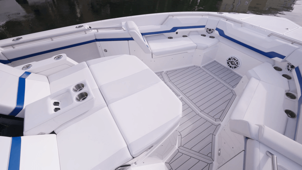 double seats on the Formula 387 CCF