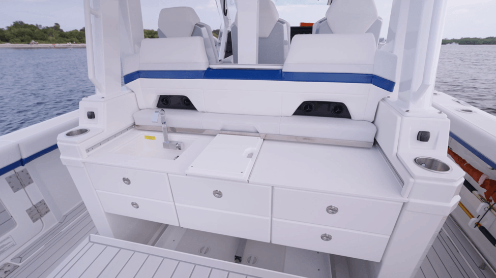 galley on the Formula 387 CCF