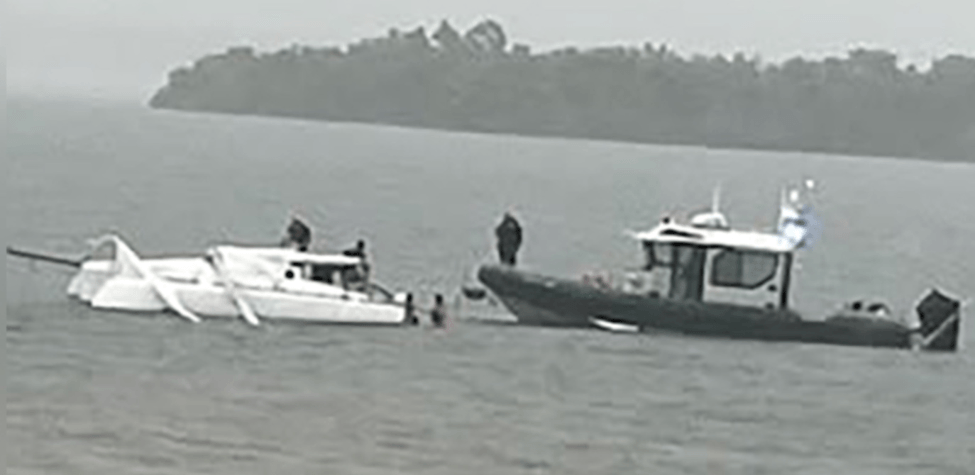 A broken Catamaran