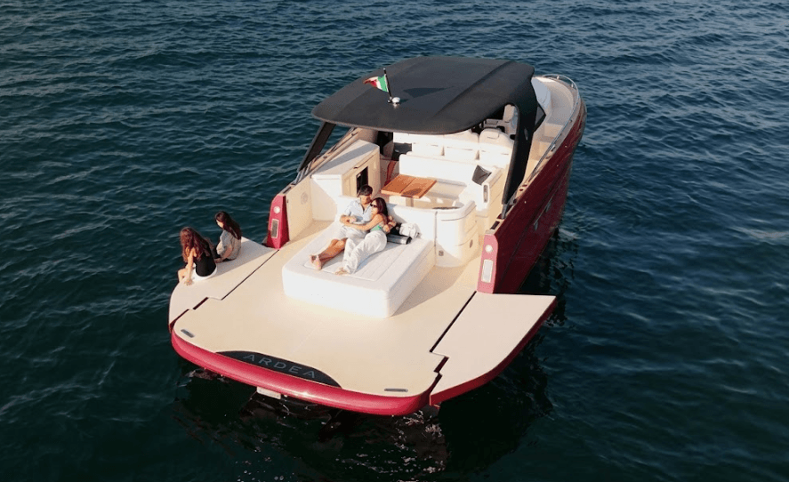Ardea A36 Running on Yacht