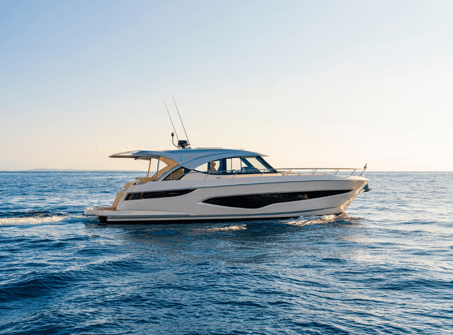 Riviera 4300 Sports Express