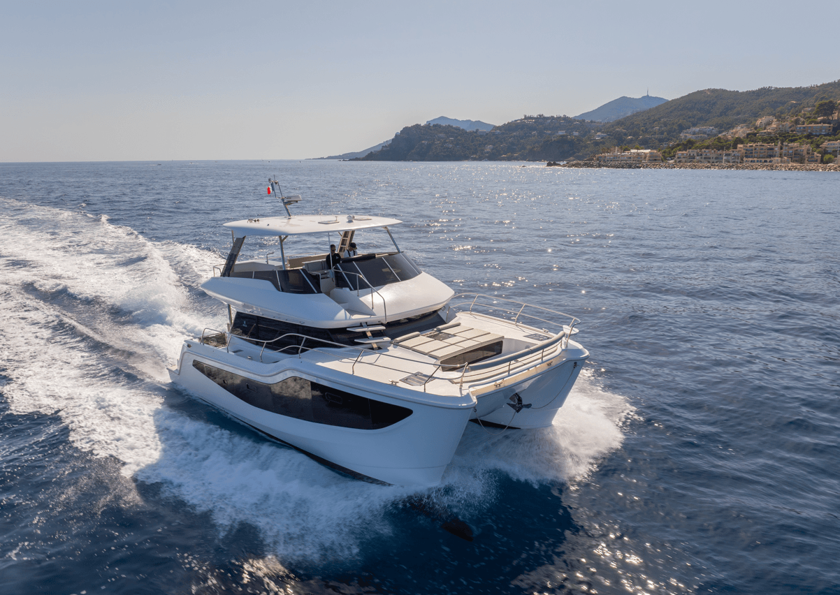 The Aquila 46 Yacht