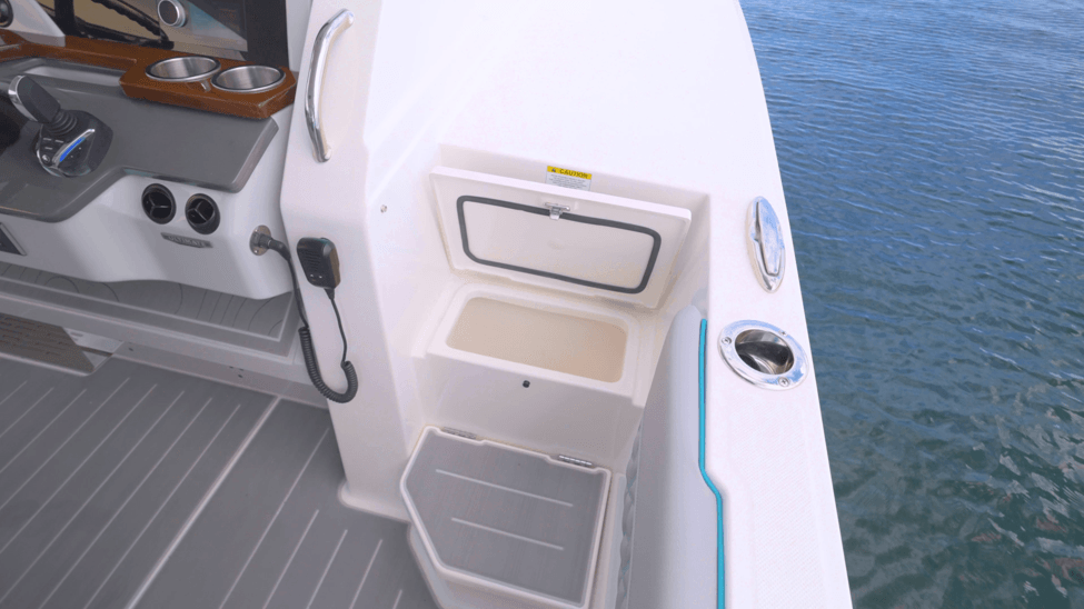 Hatch File Path Regal 34 SAV (2026-) | BoatTEST