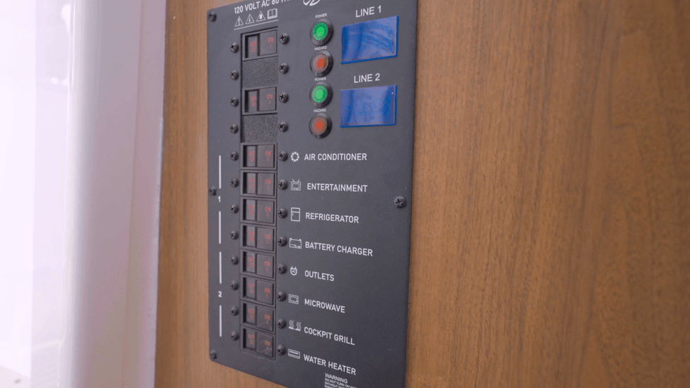 Regal 34 SAV electrical panel