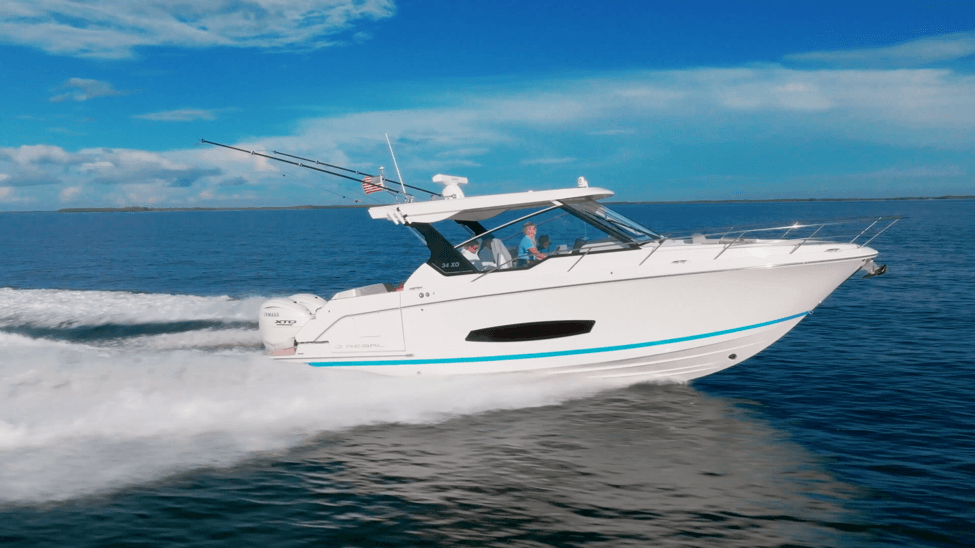 Regal 34 XO running