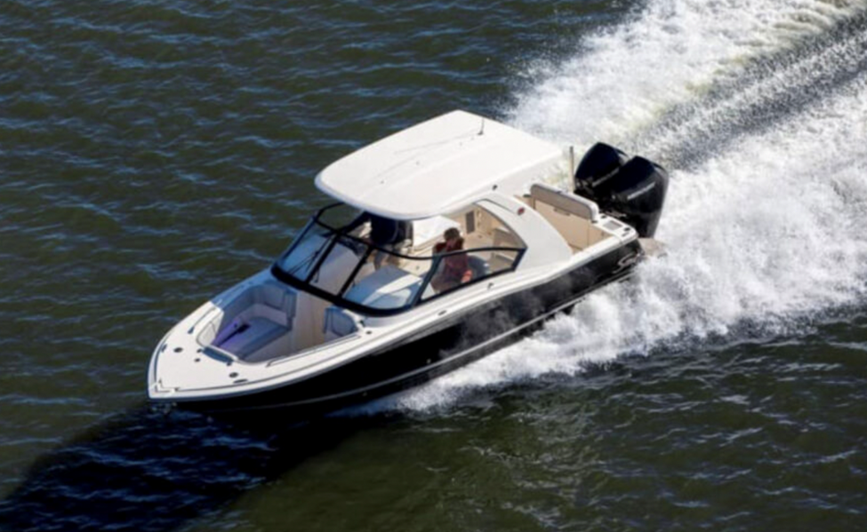 Scout 277 Dorado cruising