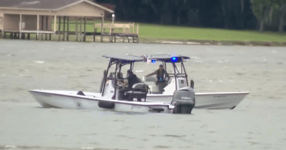 2 Search boats in a lake