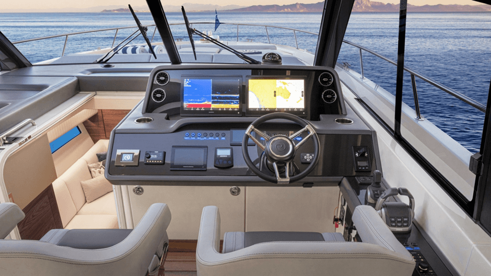 bolstered captains seats