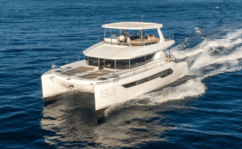 catamaran running on water