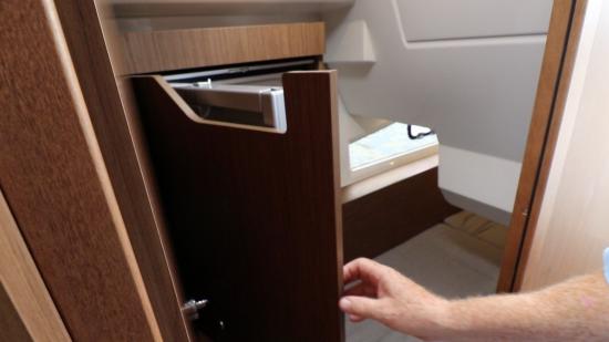 Jeanneau NC 1095 remote refrigerator