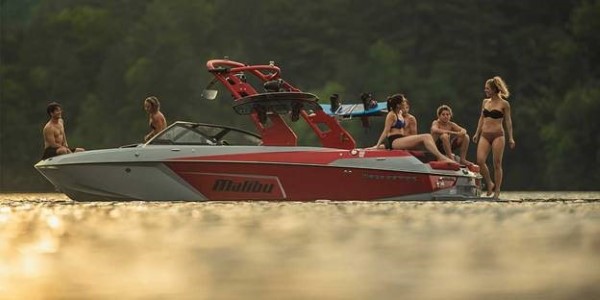 Malibu Wakesetter 23 LSV