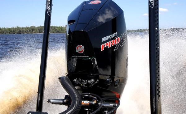 Mercury 4.6L V-8 Pro XS Series