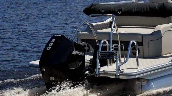 Mercury V-8 FourStroke Series