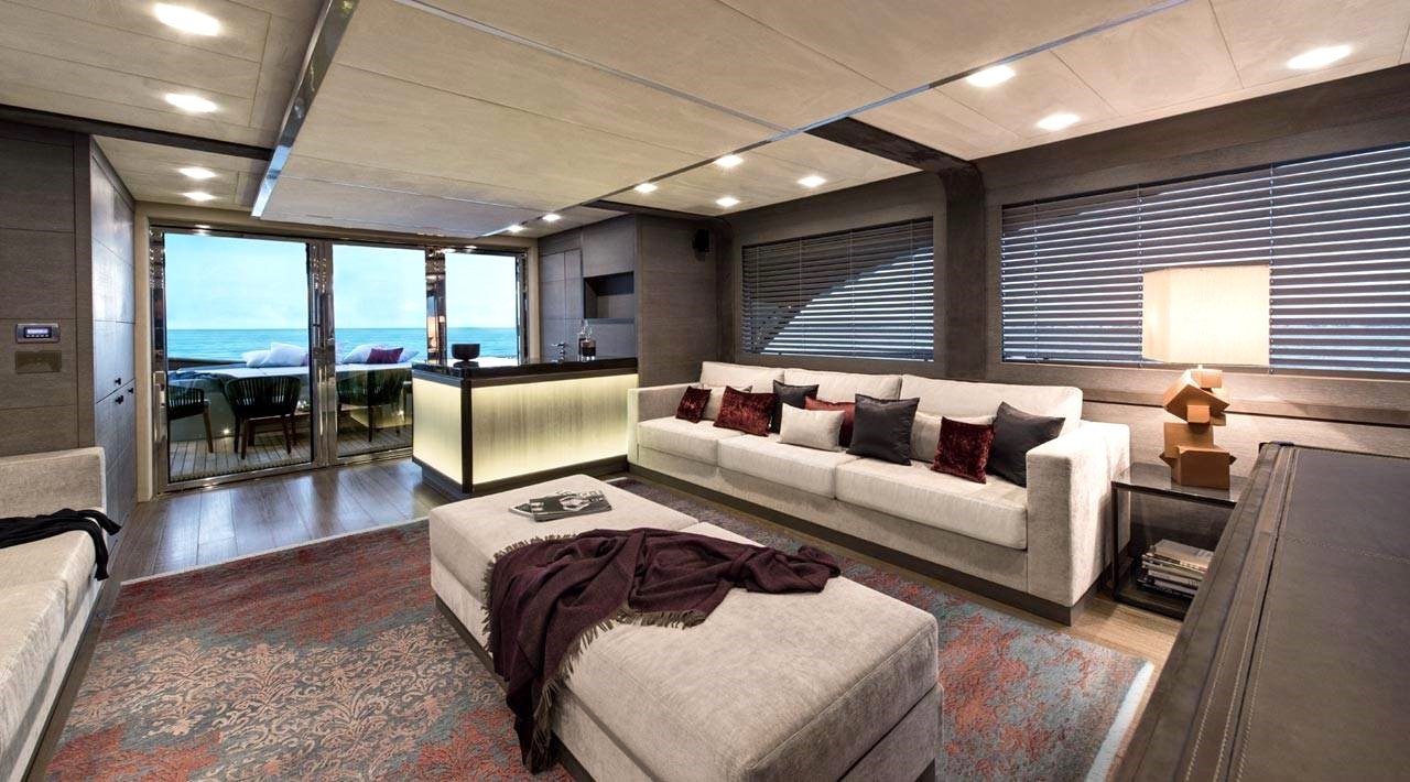 Monte Carlo Yachts 105