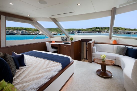 Ocean Alexander 100 Skylounge