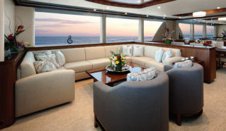 Ocean Alexander 90 Motoryacht Interior