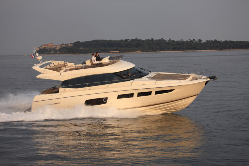 Prestige 550 Fly
