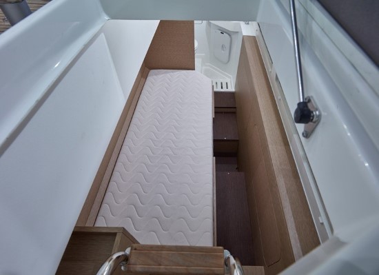 Prestige 460 Fly Captain's Cabin Access