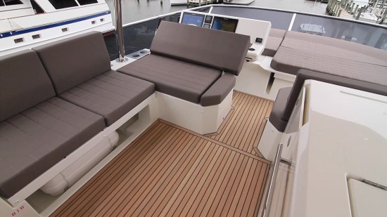 Prestige 630 l seating