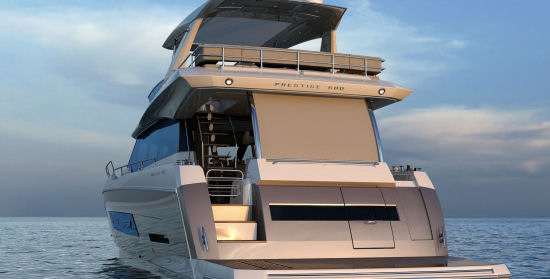 Prestige Yachts 680 aft deck
