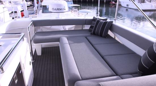 Riviera 39 Sports Motor Yacht filler cushions