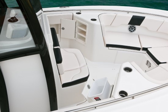 Robalo R302 additional storage solutions