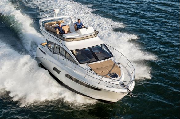 Sea Ray Fly 400