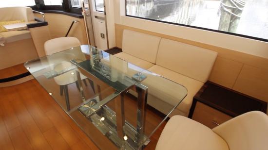 Sirena 64 glass table