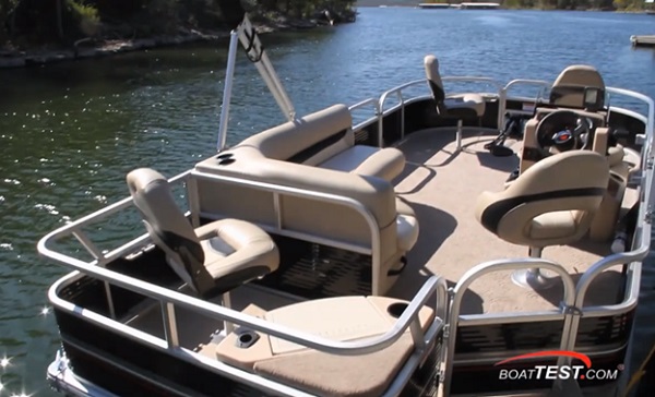 SUN TRACKER BASS BUGGY 18 DLX