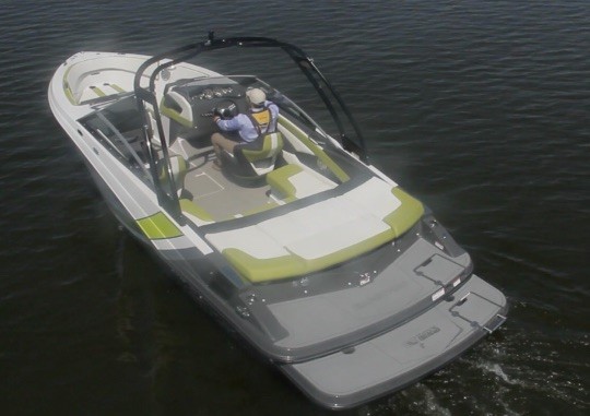 Which Boats are Best for Watersports glastron boat