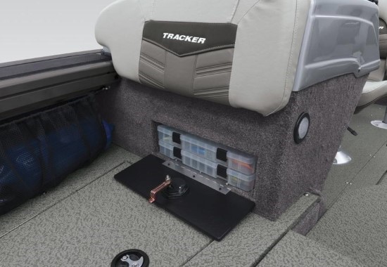 TRACKER Targa V-19 WT