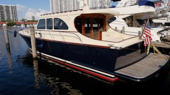 Vicem Classic 58 docked