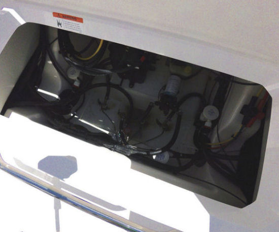 Wellcraft 221 Fisherman hatch