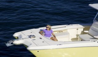 World Cat 320CC Interior