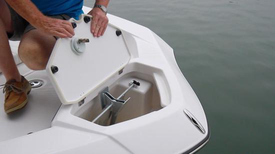 JetBoatPilot's 2019 190 FSH Sport Cup Holders, Rod Holders & Capacity  Review 