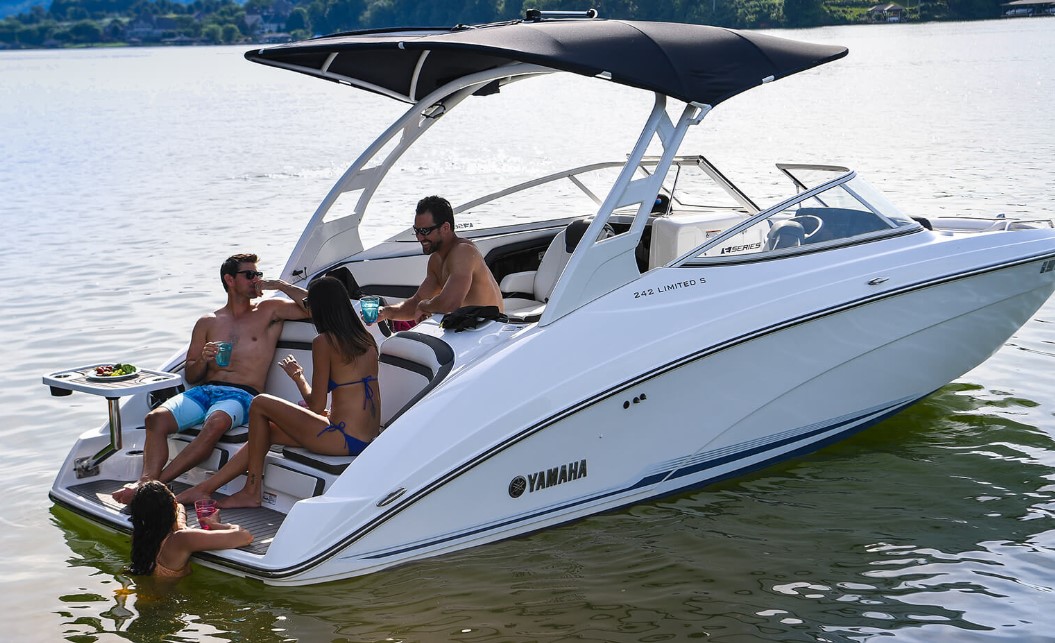 Yamaha 242 Limited S E-Series