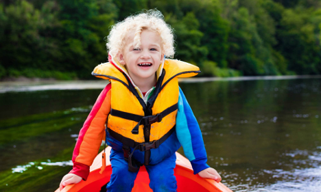 How to keep a lifejacket clean