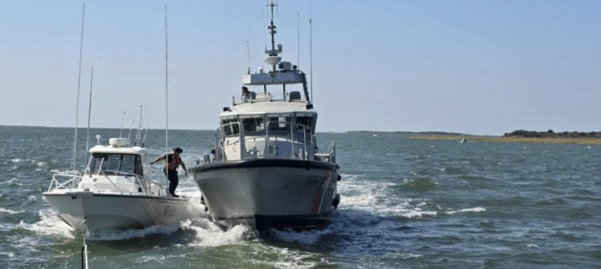 Accidents of the week, Boat Fire, Grounding, USCG, Drownings, Rescue Efforts