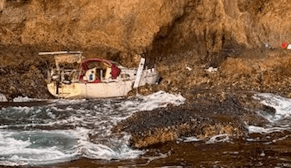 Accidents of the week, Boat Fire, Grounding, USCG, Drownings, Rescue Efforts