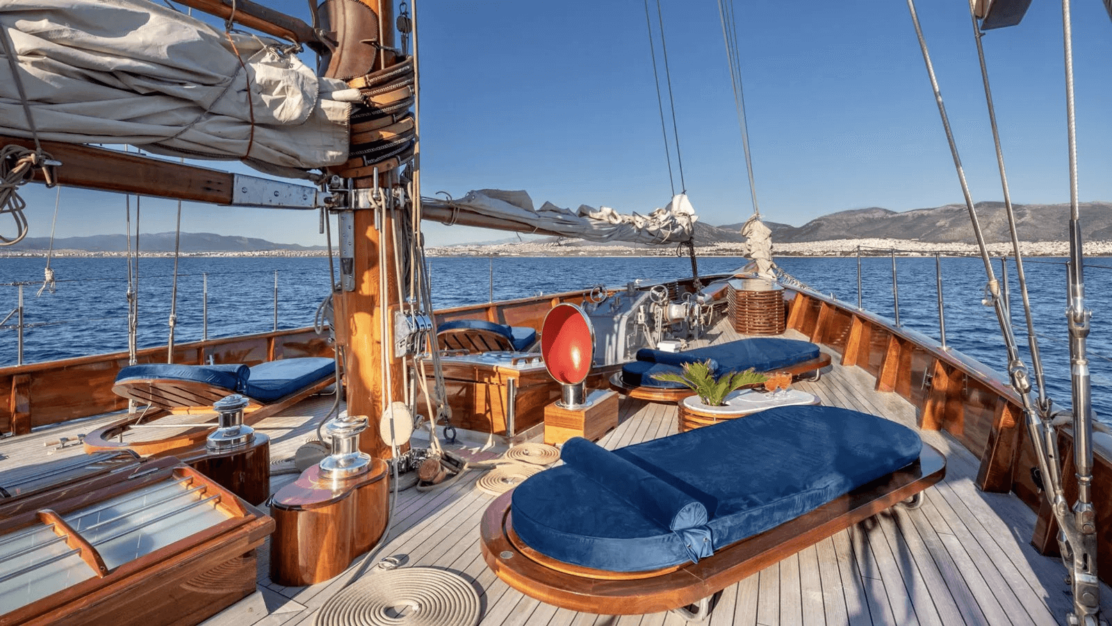 Legendary 1930s sailing yacht Weather Bird