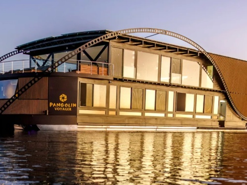 104’ tri-toon Pangolin Voyager plies the Chobe River between Namibia and Botswana