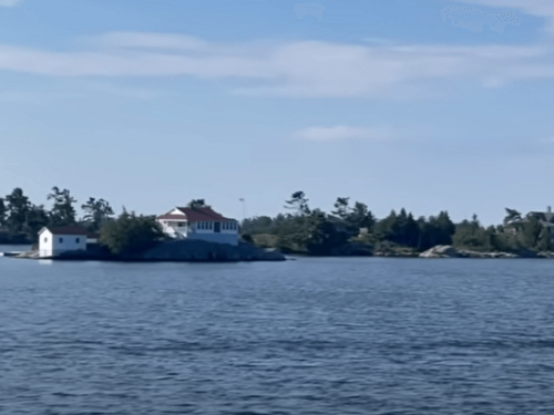 Boomershines cruising Georgian Bay