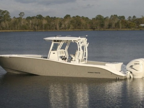 Cape Horn 34 XS on the water