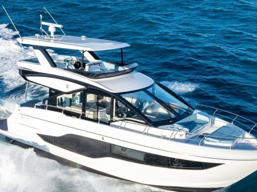 Cruisers 50 FLY running