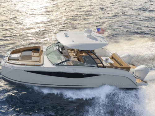 Four Winns TH33 running